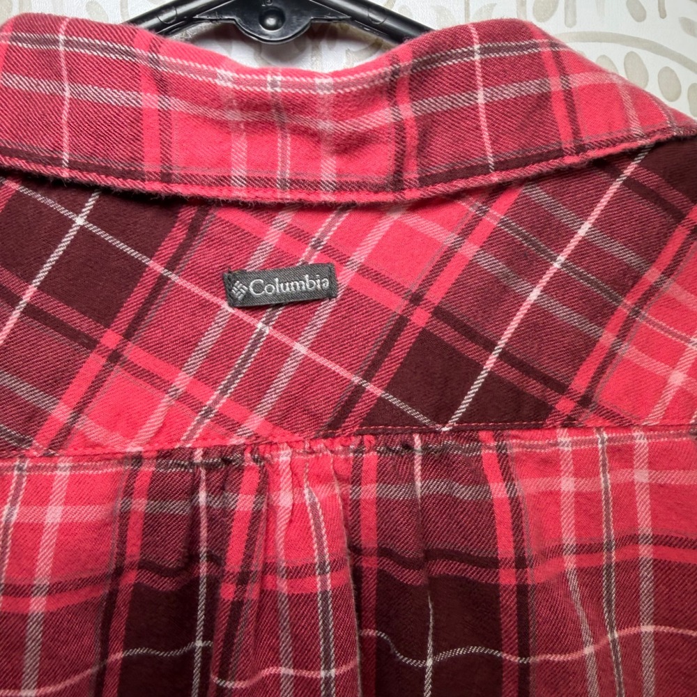 Columbia Women XS‎ Red Plaid Flannel Button Down Shirt Long Sleeve - Picture 7 of 8